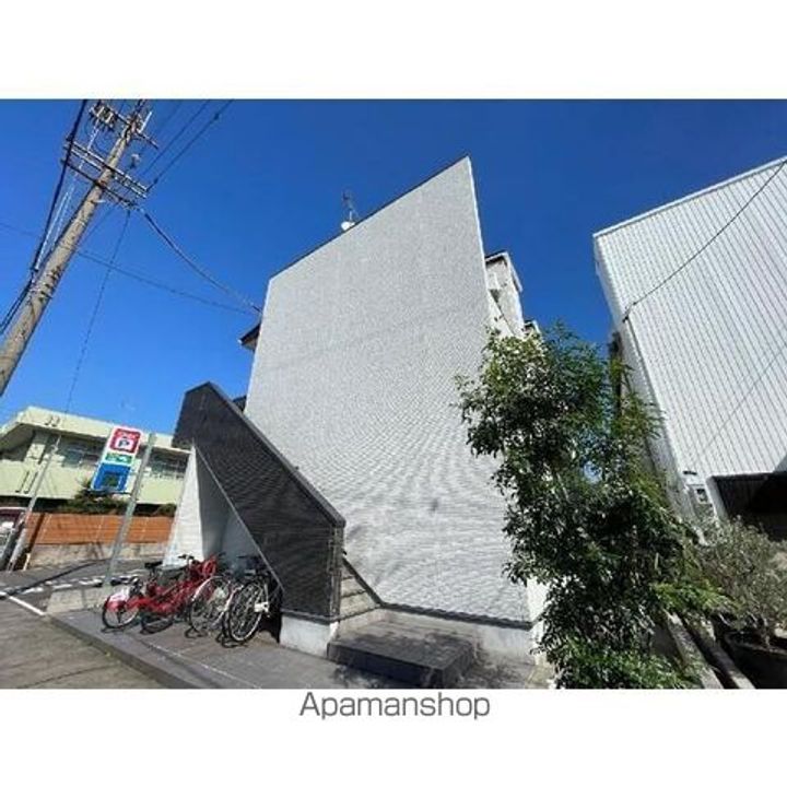 コンフォート上高畑(コンフォートカミタカバタ)の外観