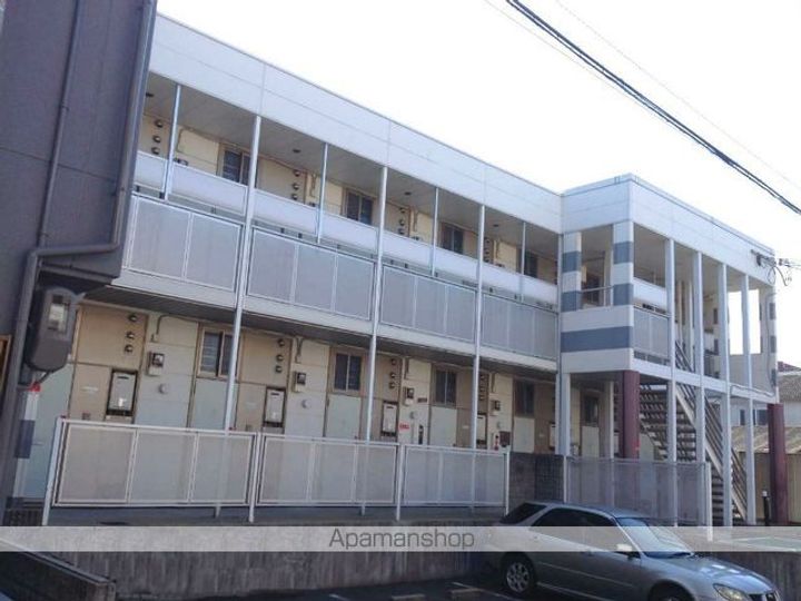 レオパレス鷹合201の外観