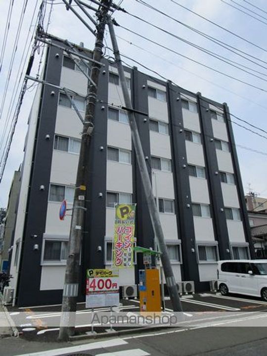 DE LUXE仙台川内の外観