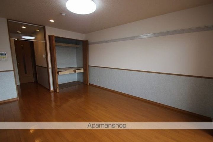 福島県郡山市芳賀2丁目の賃貸マンションの内装