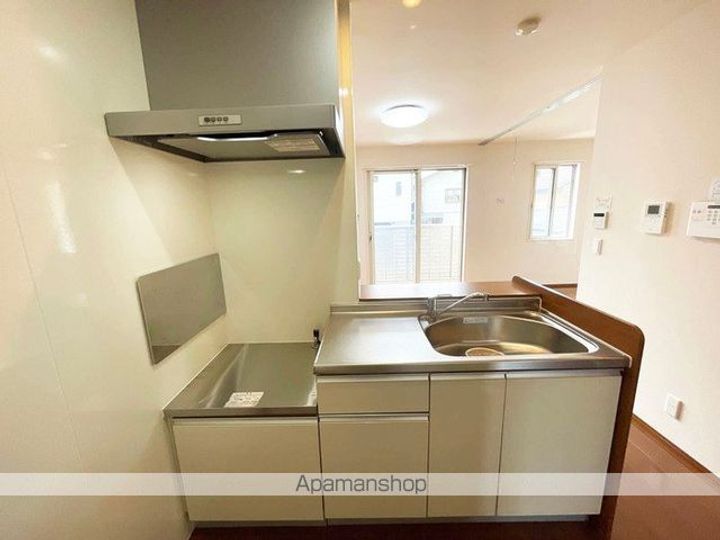 福島県福島市飯野町字後川の賃貸アパートのキッチン