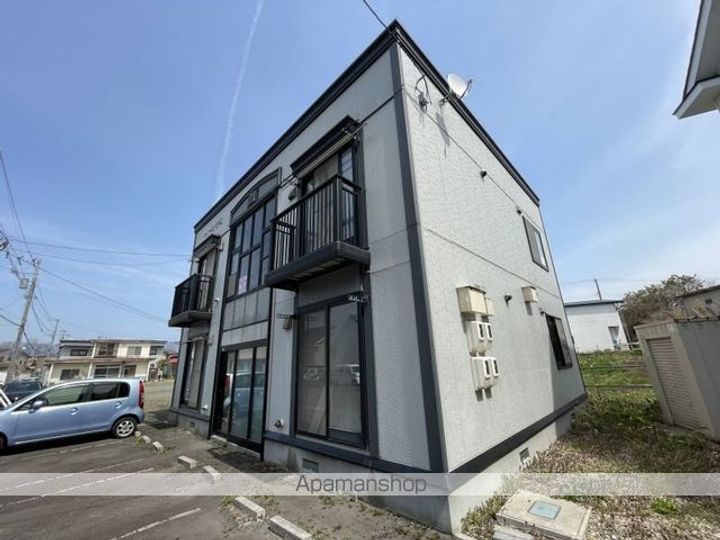 オークヴィラ中道102の外観