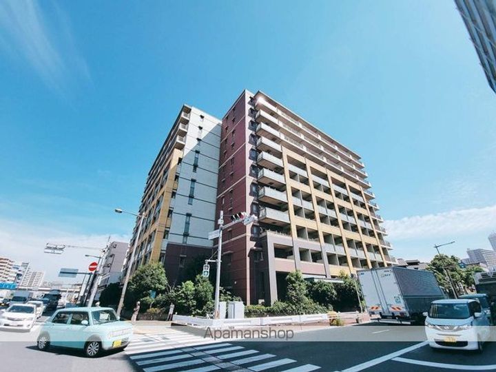 千葉ポートイーストの外観