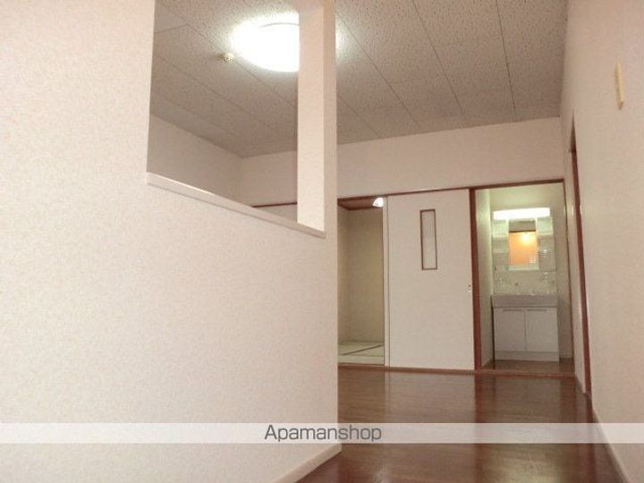 ドリームハイツA棟205の居間