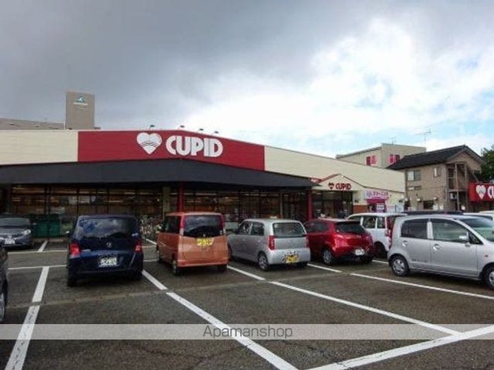 リーファ・ヴィラ ヤマキドⅡの周辺