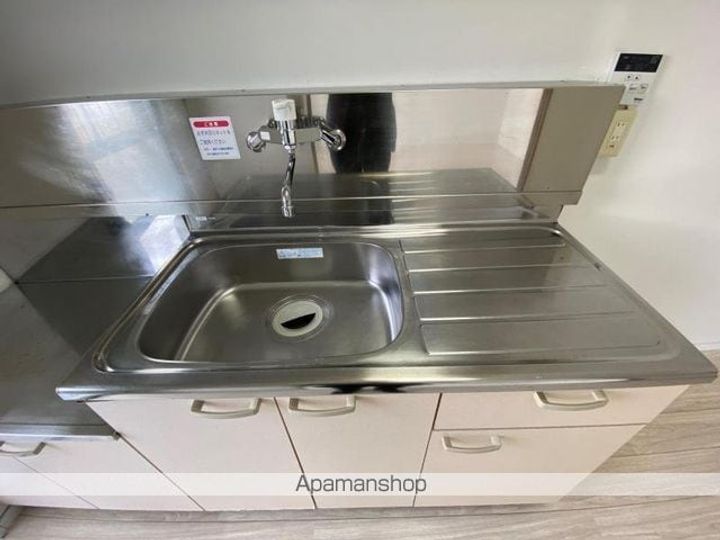 ヴィラナリー志度 Ⅰ棟401の内装