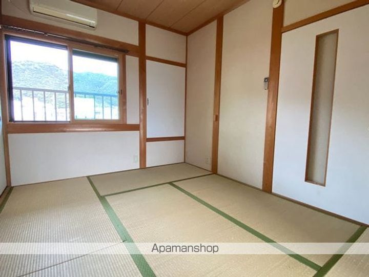 たまごんハウスはの内装