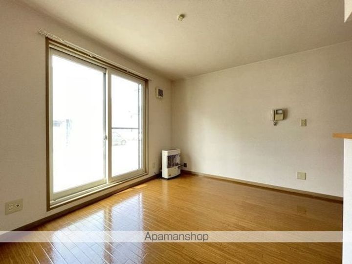 オークヴィラ中道102の内装