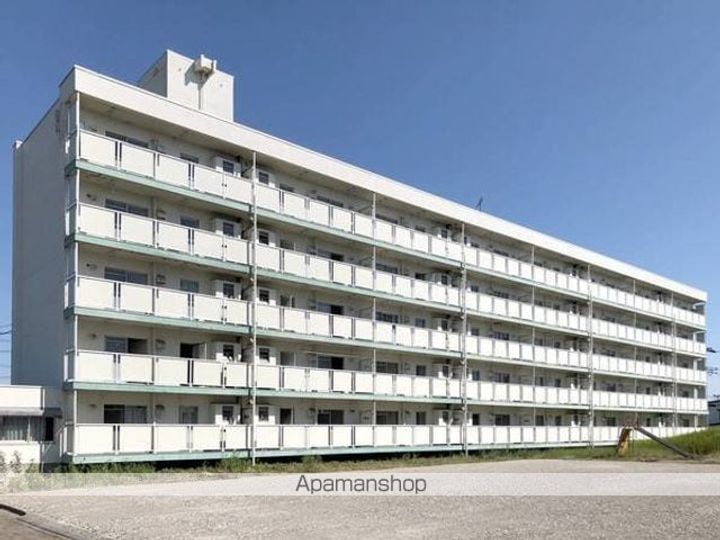 ビレッジハウス浜の町2号棟102の外観