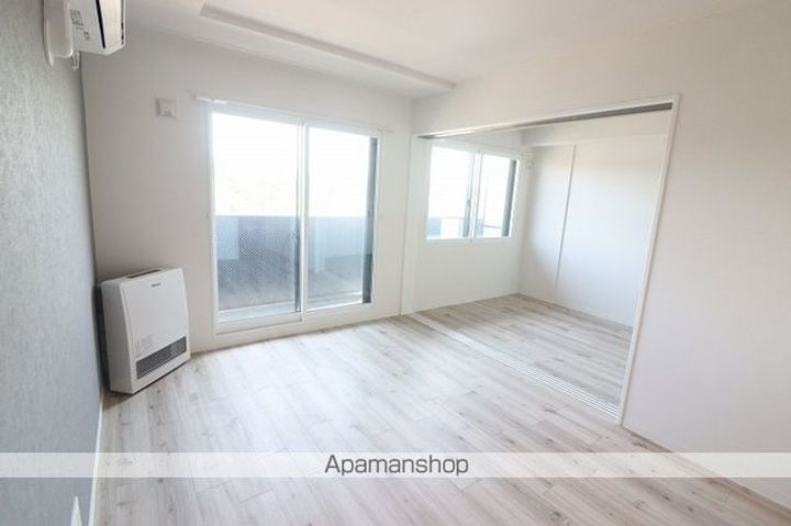 アトランティス朝日の内装