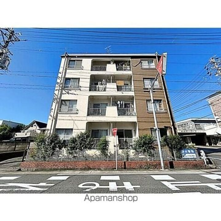 CHOU CHOU一社の外観