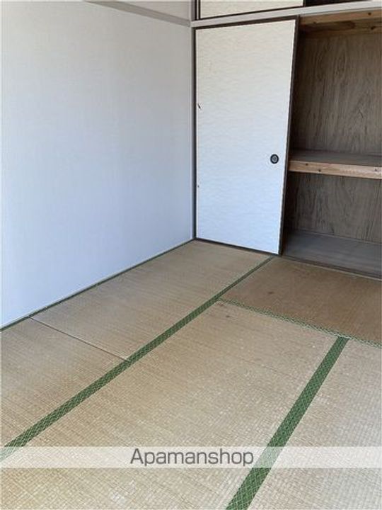 パストラルタケイ101の内装