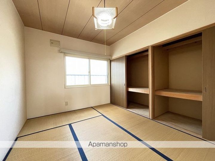 ベルビューラ大川ⅡB-1の内装