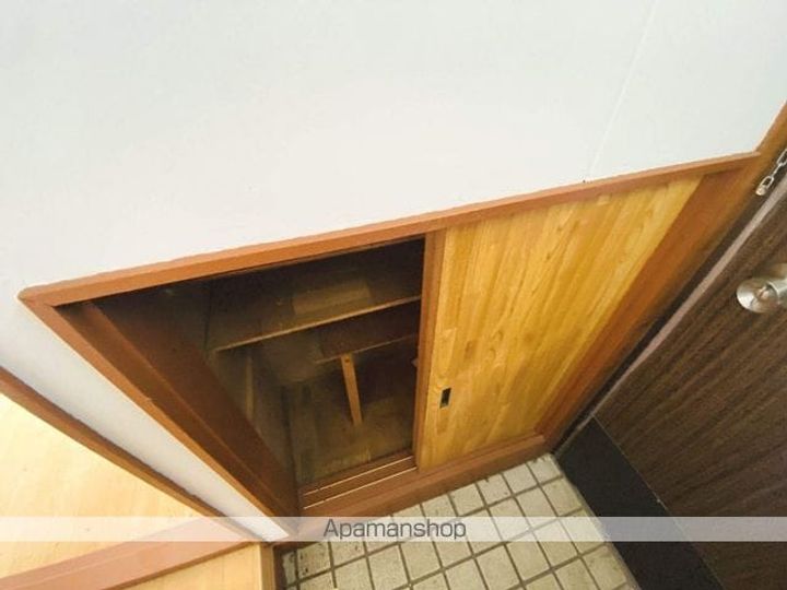 純パレス882の内装