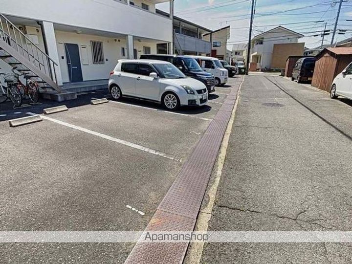 岡山県岡山市南区福富東2丁目の賃貸アパートの外観