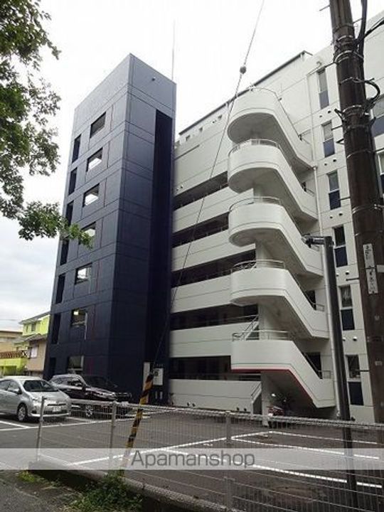 ヒルサイド小高坂の外観