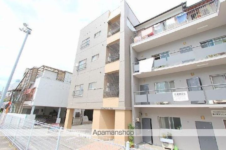 香川県高松市藤塚町3丁目の賃貸マンションの外観