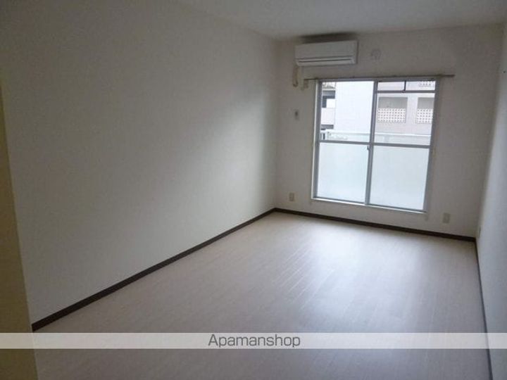 サンレジデンス玉川の居間