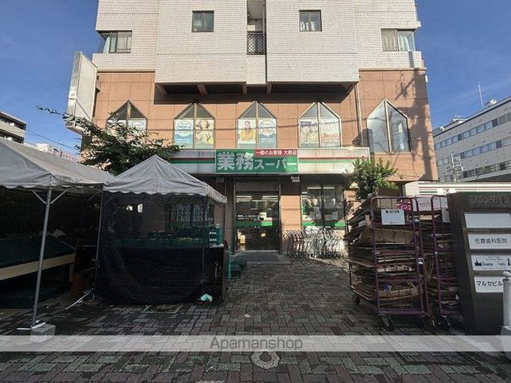 鶴見ワンダーランドの周辺