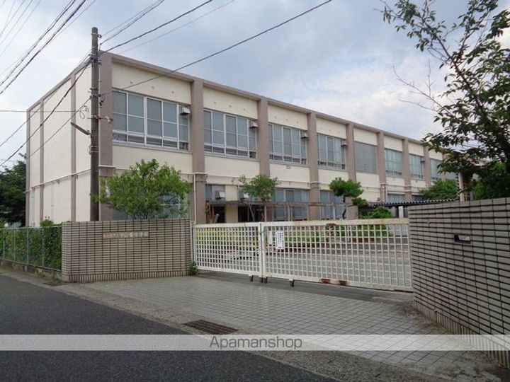 アンプルール ブワ シャトーの周辺