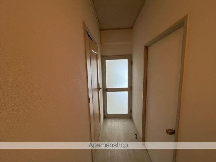 香川県高松市茜町の賃貸マンションの内装