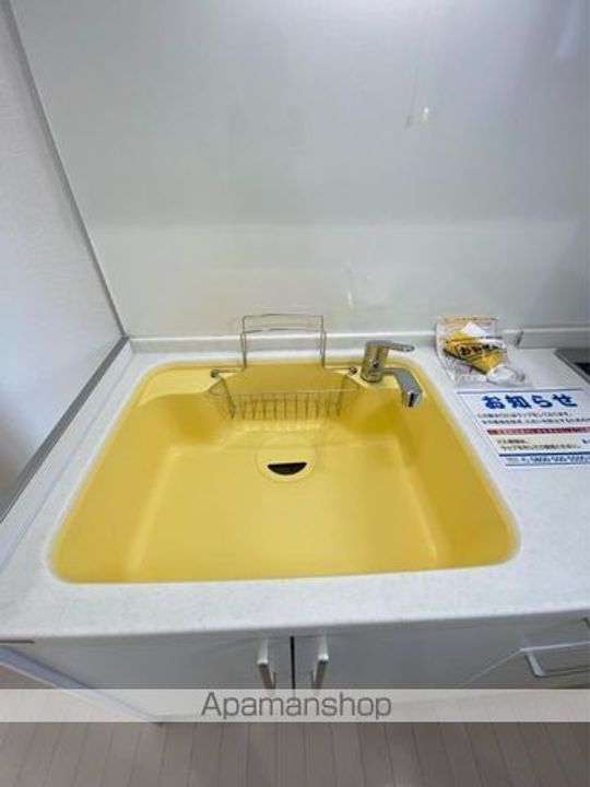 香川県高松市旅篭町の賃貸マンションの内装