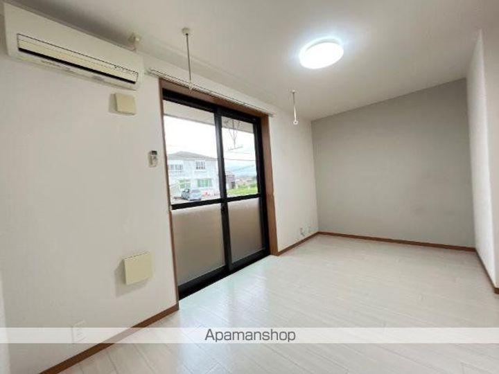 グランティスレーヴの居間