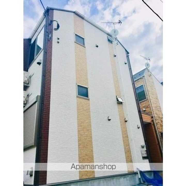 東京都中野区大和町3丁目の賃貸アパートの外観