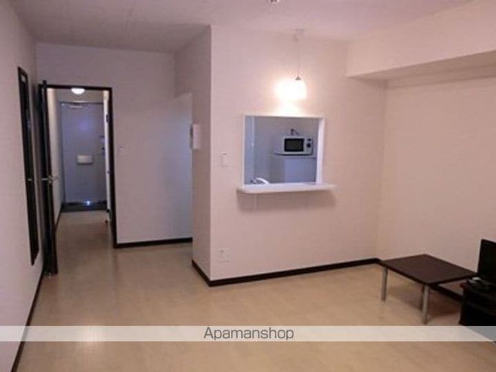 東京都練馬区上石神井1丁目の賃貸アパート204の居間