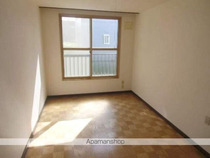 ネクステージ文京台103の居間