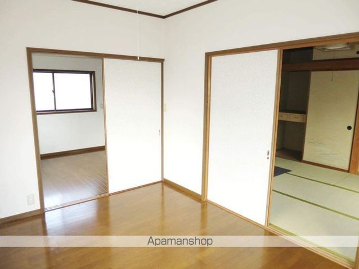 エランドールの内装