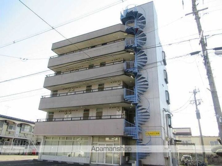 カームハウスの外観