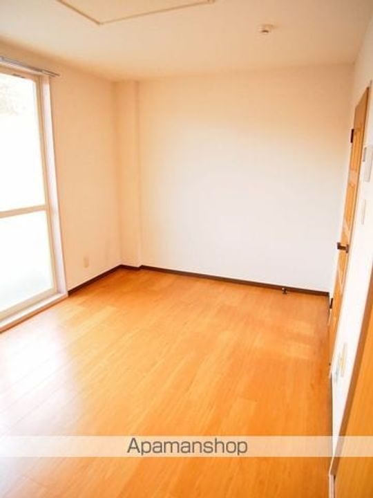 千葉県柏市亀甲台町1丁目の賃貸アパートの内装