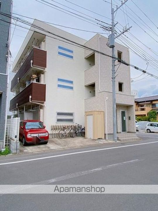 埼玉県吉川市木売3丁目の賃貸アパートの外観