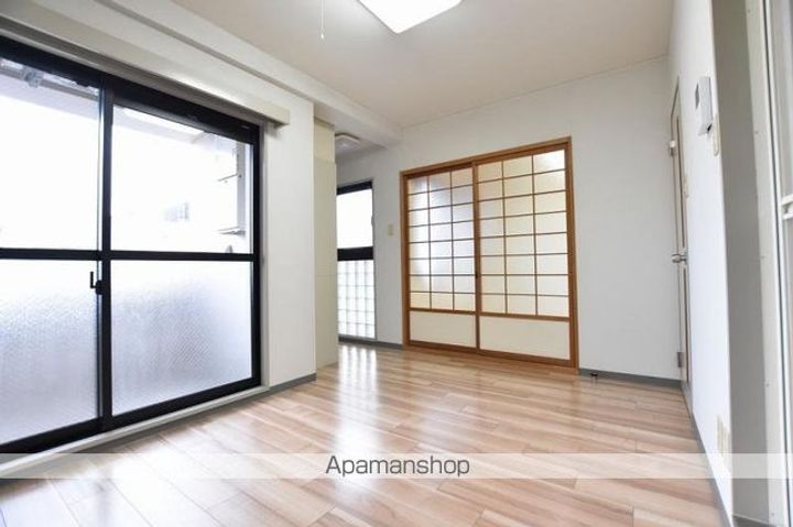 香川県高松市塩屋町の賃貸マンションの内装