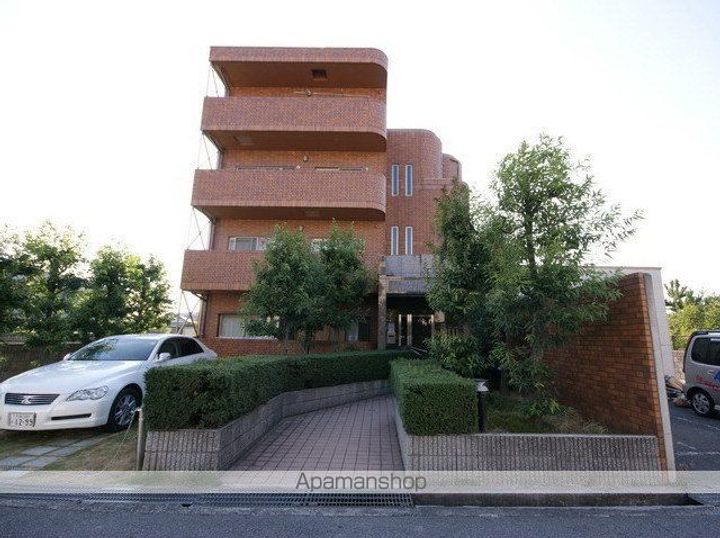 ラカーサセレッソの外観