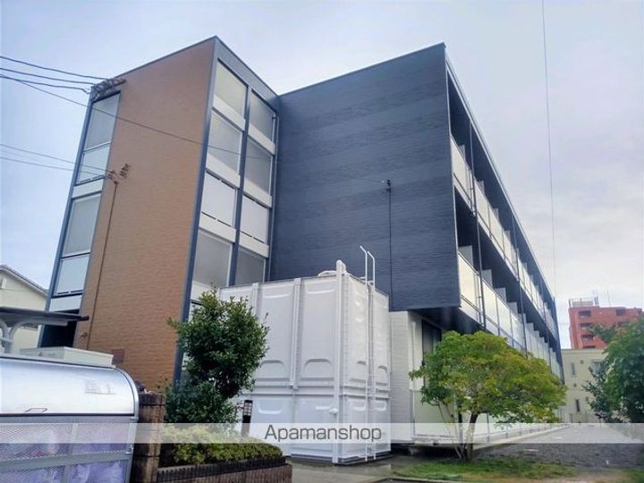 レオパレスAUBE 蒲原102の外観