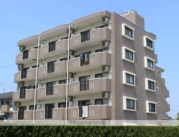 福島県郡山市山根町の賃貸マンションの外観