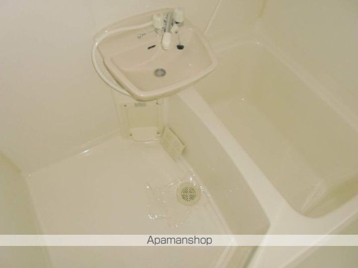 ユニバーサルシティの風呂