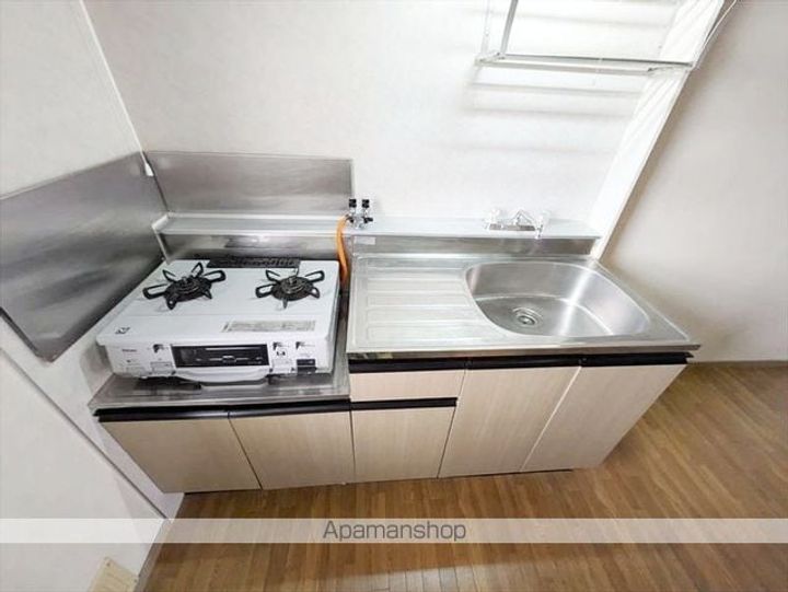 岡山県倉敷市中島の賃貸アパートのキッチン