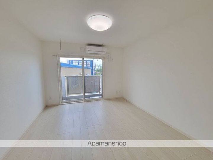 ベル・プラージュ神栖の居間