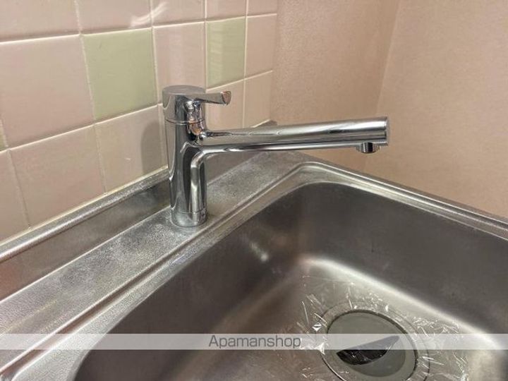 香川県高松市高松町の賃貸アパートの内装