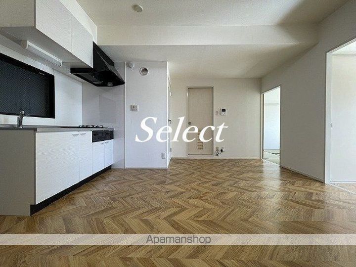 神奈川県横浜市中区宮川町3丁目の賃貸マンションの内装