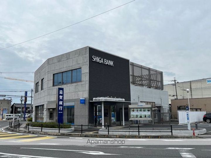 ファミーユKEN205の周辺