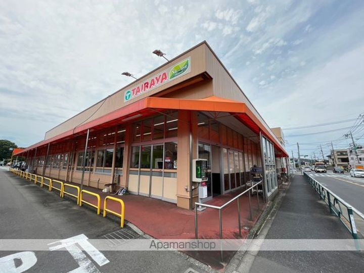 東京都八王子市下恩方町の賃貸アパートの周辺