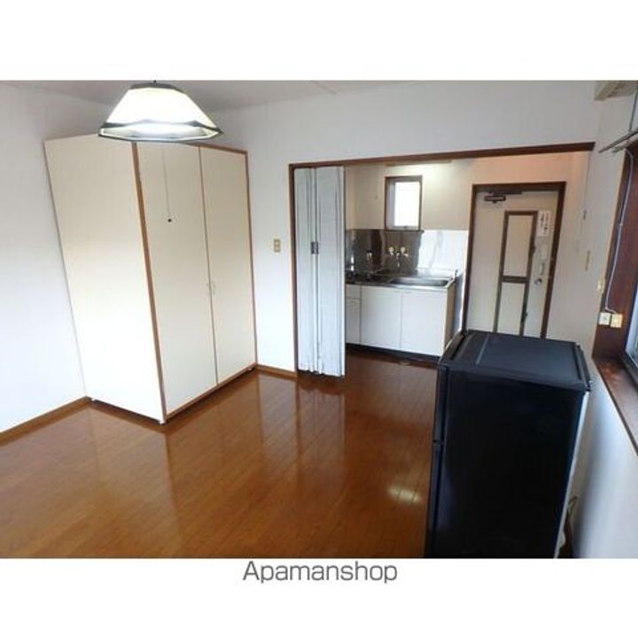 コーポ長屋の居間