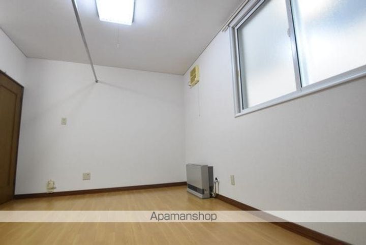 シャイン8103のその他画像