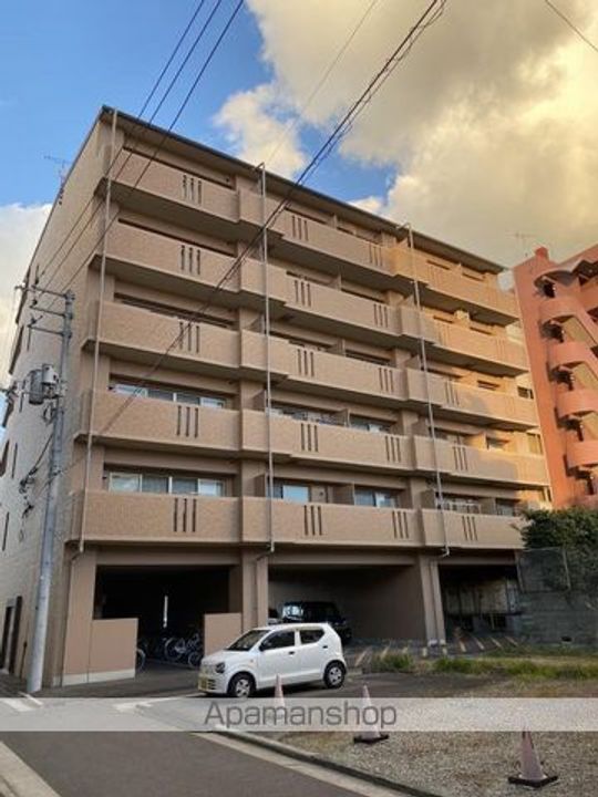 MINE PALACE303の外観