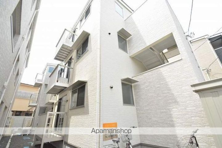 クレアフォーチュン連坊駅前の外観