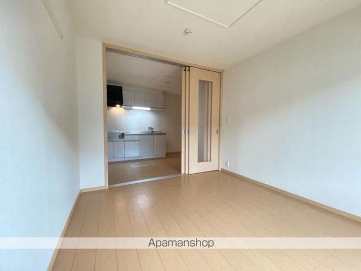 香川県高松市三谷町の賃貸アパートの内装